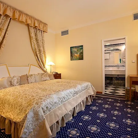 Hotell Hoffmeister 5*