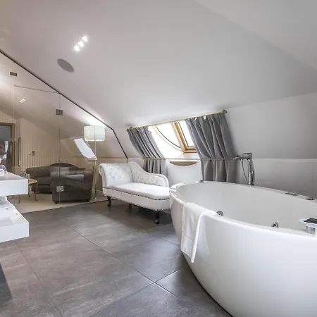 Отель Hoffmeister 5*